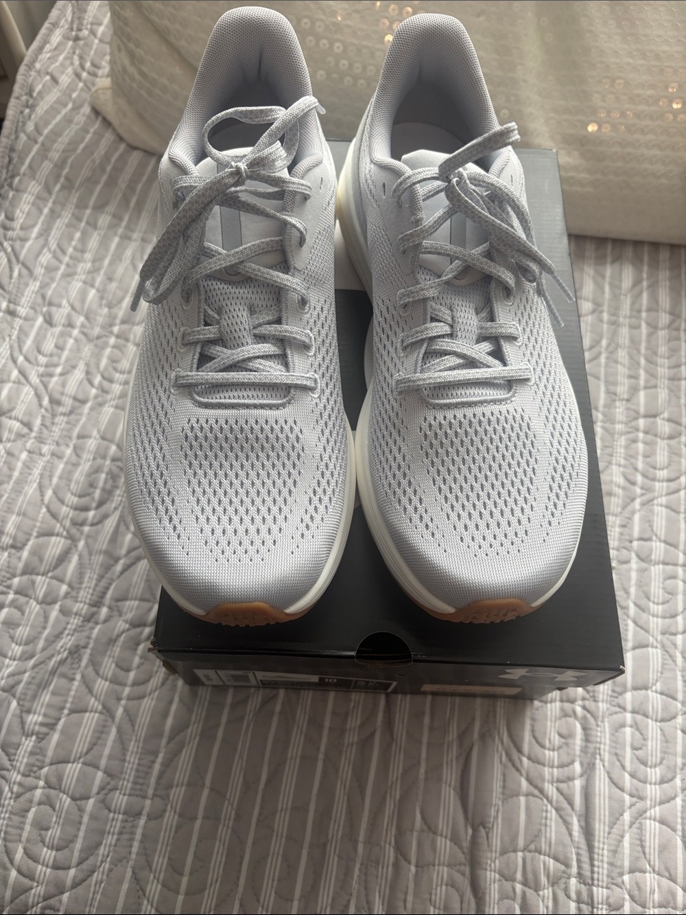 Under Armour women’s grey  Knit Training Sneakers